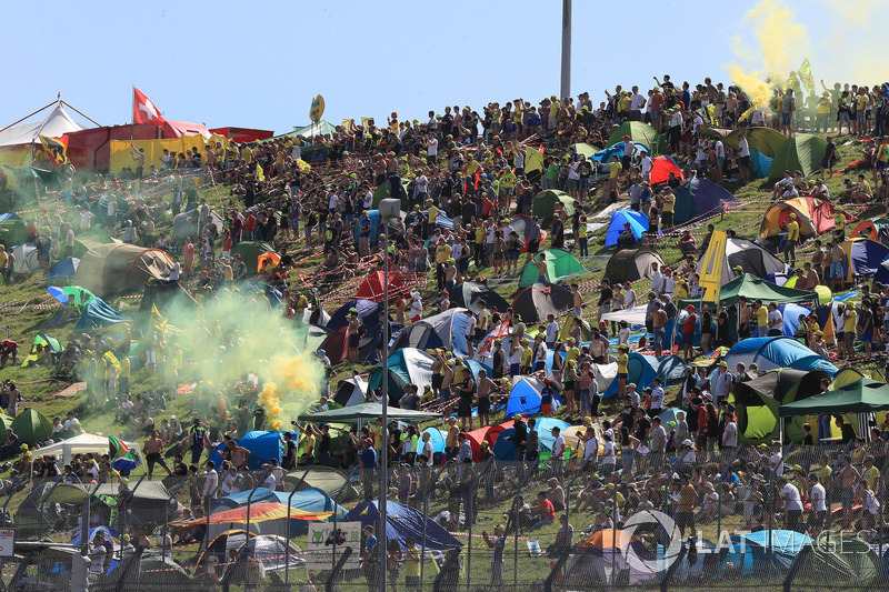 Rossi fans