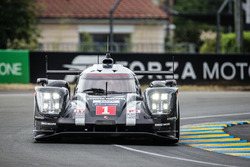 #1 Porsche Team Porsche 919 Hybrid: Timo Bernhard, Mark Webber, Brendon Hartley