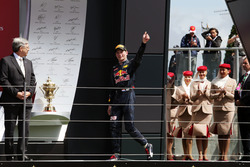 Max Verstappen, Red Bull Racing festeggia il suo terzo posto sul podio
