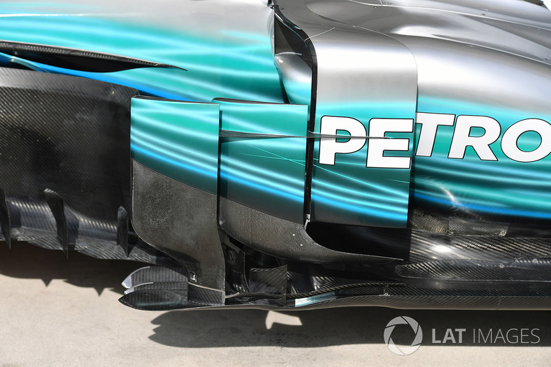 Mercedes-Benz F1 W08 barge board detayı