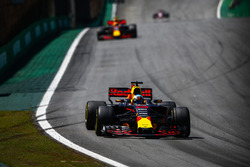 Daniel Ricciardo, Red Bull Racing RB13, Max Verstappen, Red Bull Racing RB13