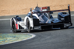 #1 Porsche Team Porsche 919 Hybrid: Timo Bernhard, Mark Webber, Brendon Hartley
