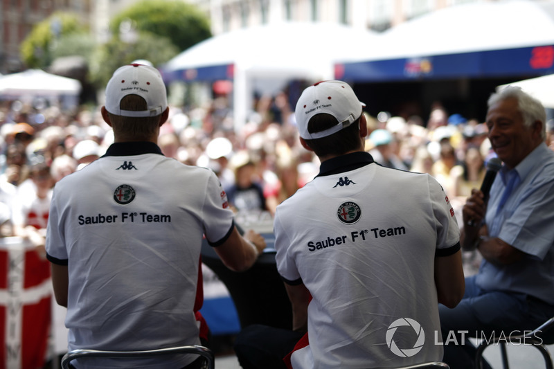 Marcus Ericsson, Sauber et Charles Leclerc, Sauber sur scène