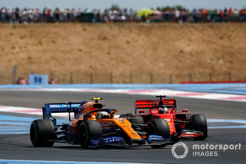 Lando Norris, McLaren MCL34, Sebastian Vettel, Ferrari SF90