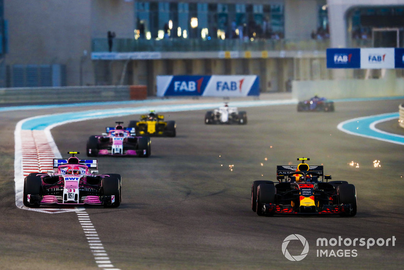 Max Verstappen, Red Bull Racing RB14, leads Esteban Ocon, Racing Point Force India VJM11, Sergio Perez, Racing Point Force India VJM11, and Carlos Sainz Jr., Renault Sport F1 Team R.S. 18