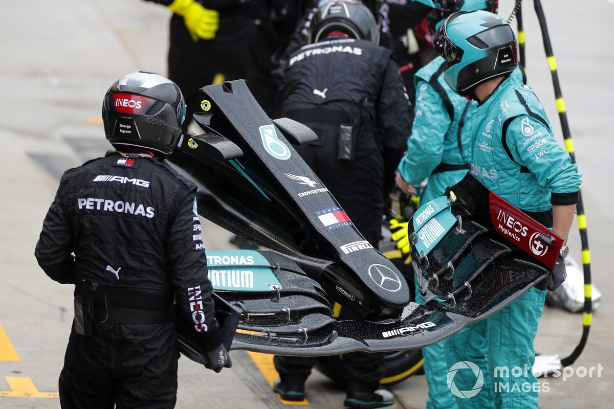 Lewis Hamilton, Mercedes W12 ön kanadı