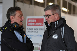Mario Isola, Pirelli Sporting Director e Ross Brawn, Managing Director del Motorsport Formula One