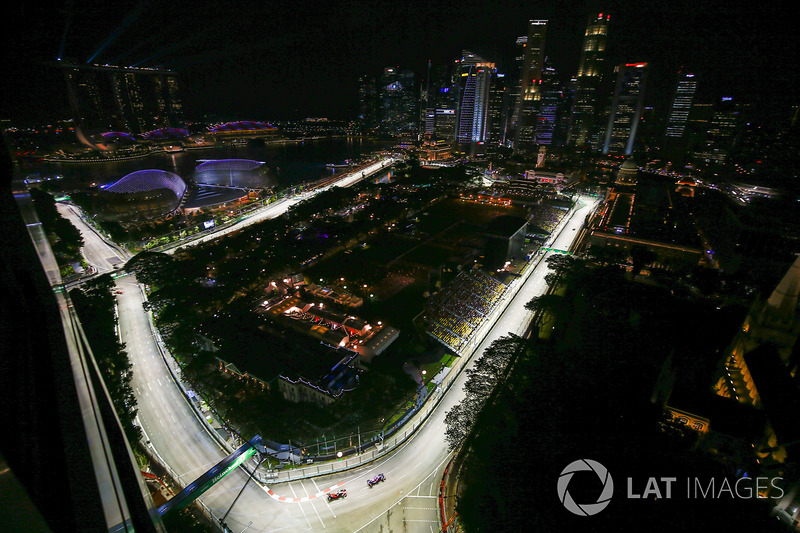 The action as seen from above during P2
