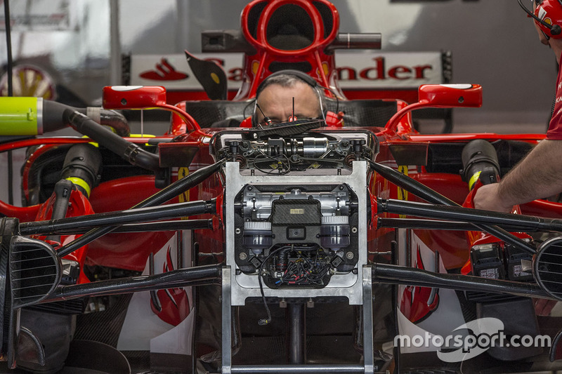 Ferrari SF70H ön süspansiyon