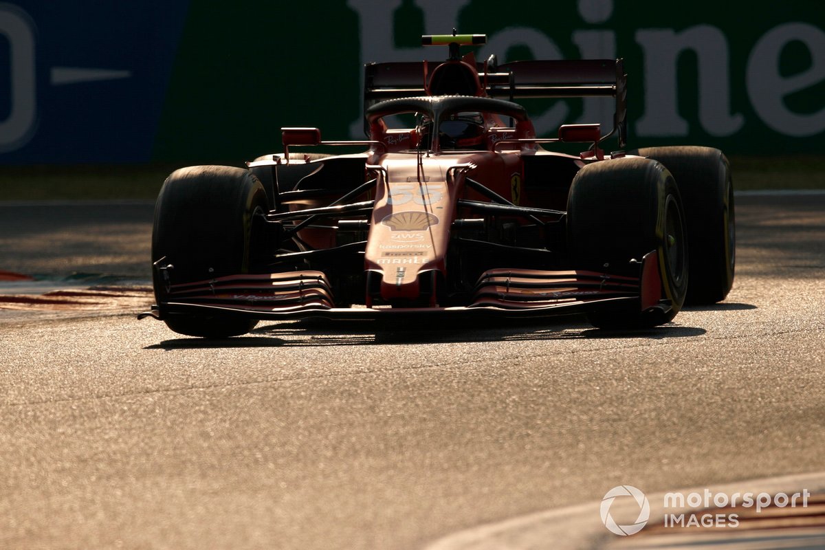 Carlos Sainz Jr., Ferrari SF21