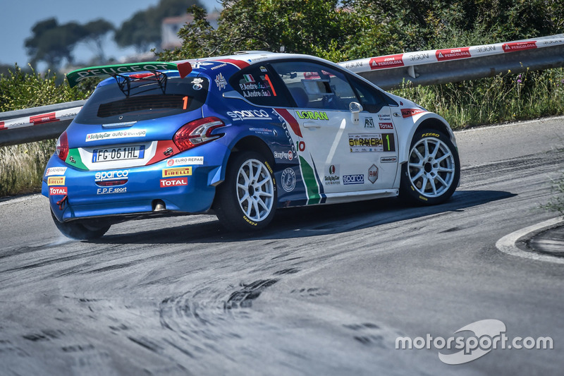 Paolo Andreucci, Anna Andreussi, Peugeot 208 T16 R5, Peugeot Sport Italia