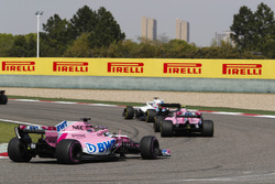 Ленс Стролл, Williams FW41 Mercedes, Естебан Окон, Серхіо Перес, Force India VJM11 Mercedes