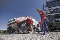 #304 Toyota Gazoo Racing Hilux: Жінель де Вільєр, Дірк фон Цітцевітц