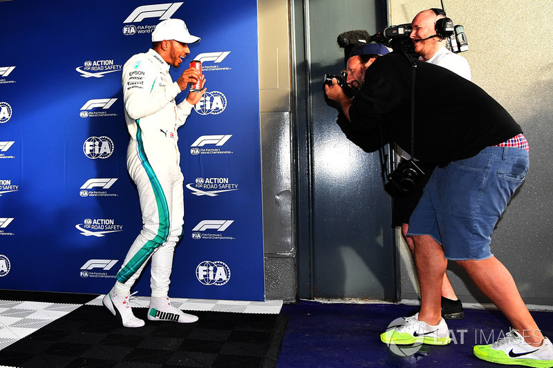 Pole pozisyonu sahibi Lewis Hamilton, Mercedes-AMG F1