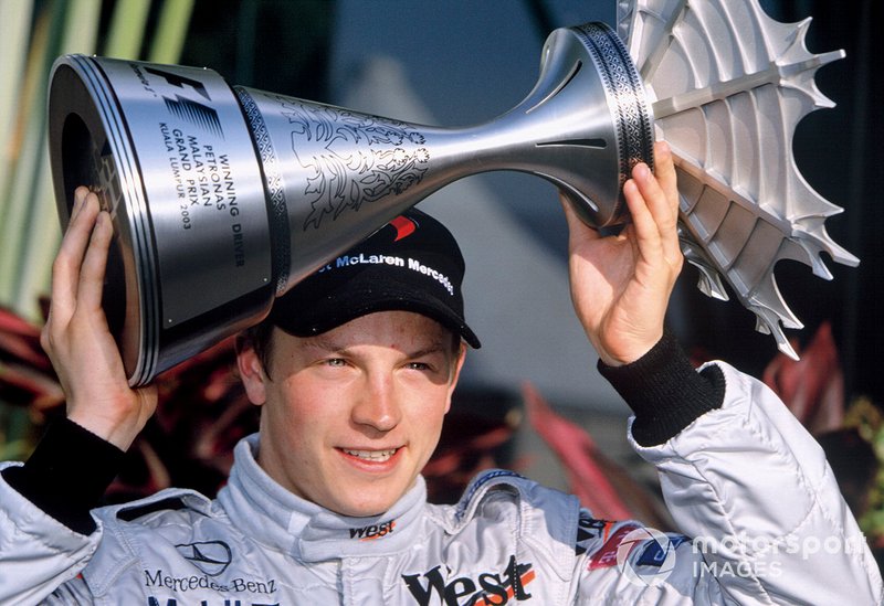 Yarış galibi Kimi Raikkonen, McLaren