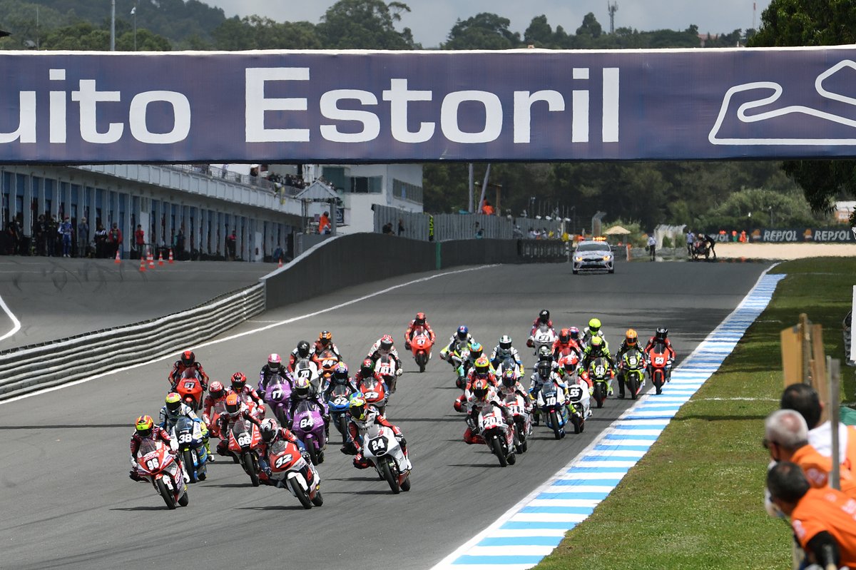 Start Race CEV Moto3 Portugal