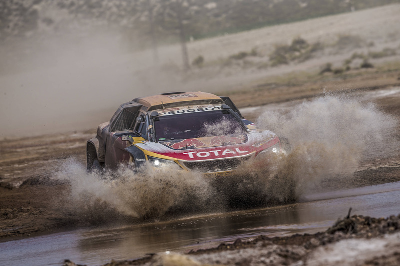 #300 Peugeot Sport Peugeot 3008 DKR: Стефан Петрансель, Жан-Поль-Коттре