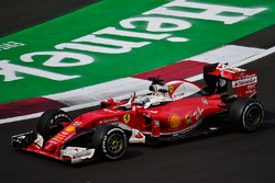 Себастьян Феттель, Ferrari SF16-H вітає глядачів псля завершення гонки