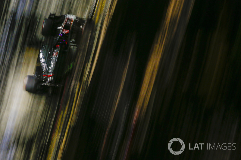 Romain Grosjean, Haas F1 Team VF-17