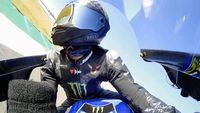 ルイス・ハミルトン、MotoGPマシンで爆走。オンボード映像が公開