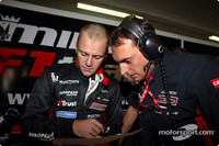 Minardi signs Bruni as race driver for 2004 Minardi signs Bruni as race driver for 2004