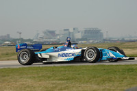 CHAMPCAR/CART: Tracy lands the pole in Cleveland CHAMPCAR/CART: Tracy lands the pole in Cleveland