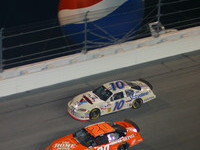 Stewart dusts 'em at Daytona Stewart dusts 'em at Daytona