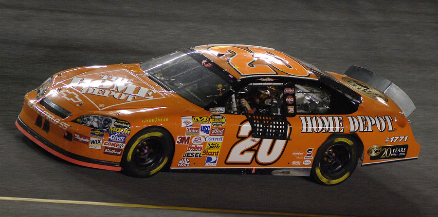 Stewart wins at Daytona Stewart wins at Daytona