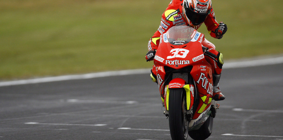 Melandri takes Australian GP win in the rain Melandri takes Australian GP win in the rain