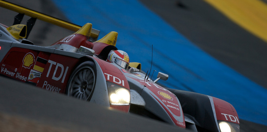 Audi takes lead in the rain Audi takes lead in the rain