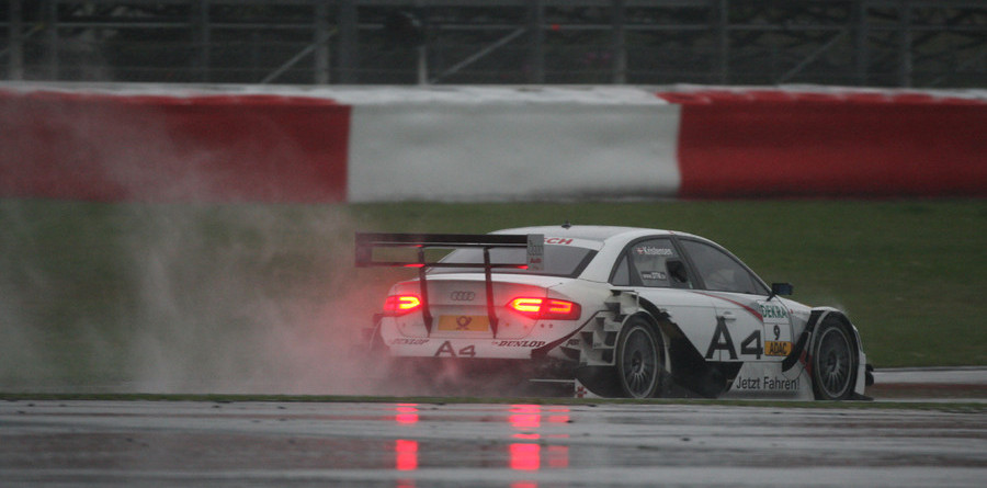 Kristensen takes rainy Nurburgring pole