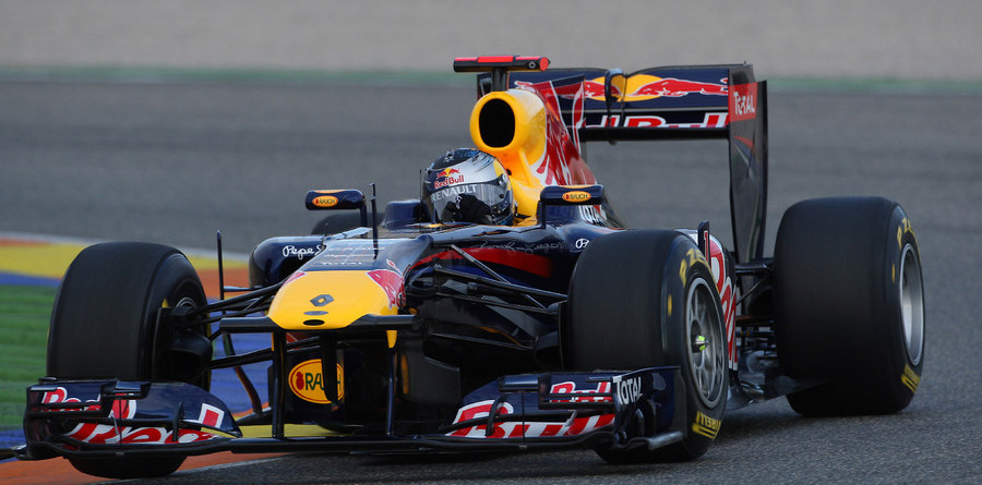 Valencia kicks off pre-season testing, Vettel on top Valencia kicks off pre-season testing, Vettel on top