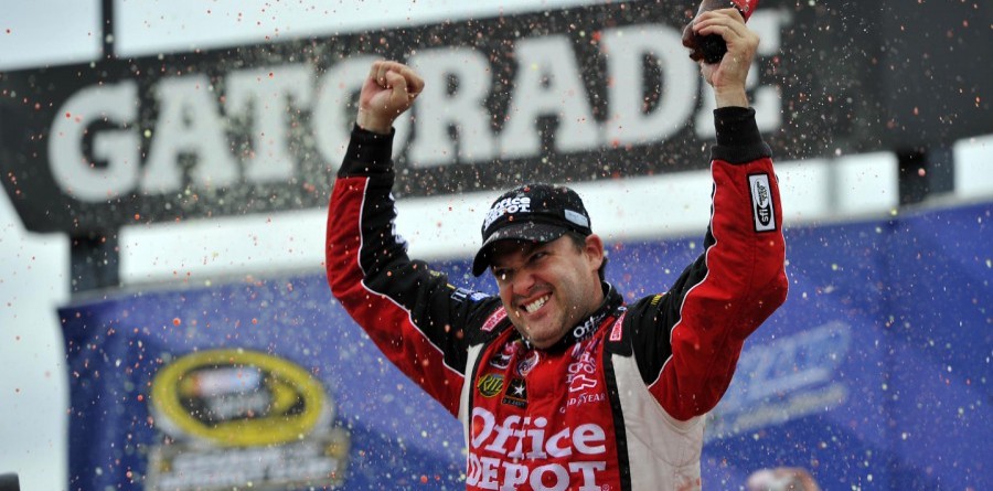 Stewart savors Chicagoland Sprint Cup victory Stewart savors Chicagoland Sprint Cup victory