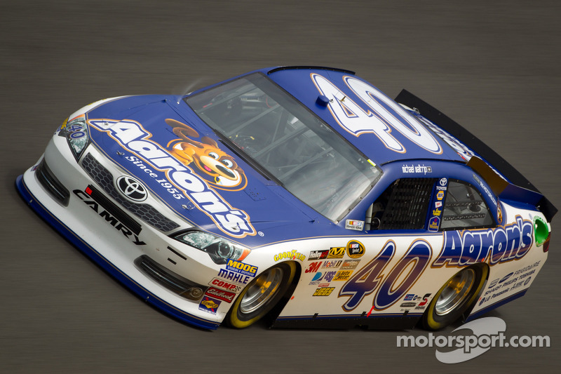 Michael Waltrip Racing, Toyota extend partnership