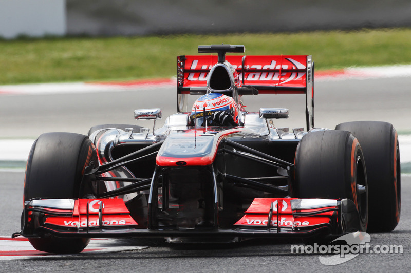 McLaren to use free Honda engines in 2015 - report