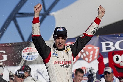 Brad Keselowski dominates in win at Vegas