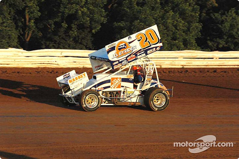 Blaney takes $15,000 Renegade sprint car win, Lasoski second