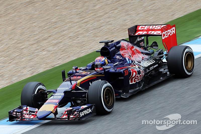 Verstappen hace su debut con Toro Rosso