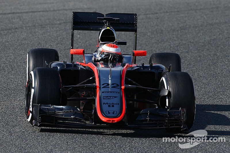 El McLaren F1 estará en iRacing este verano