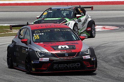 Пилоты SEAT быстрее всех в тренировках дебютного этапа TCR
