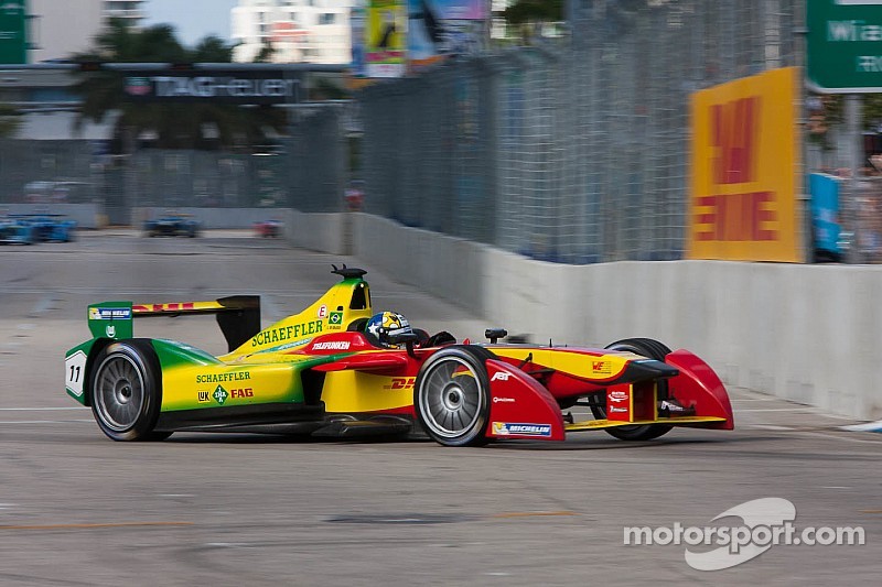 Di Grassi repite en la última práctica