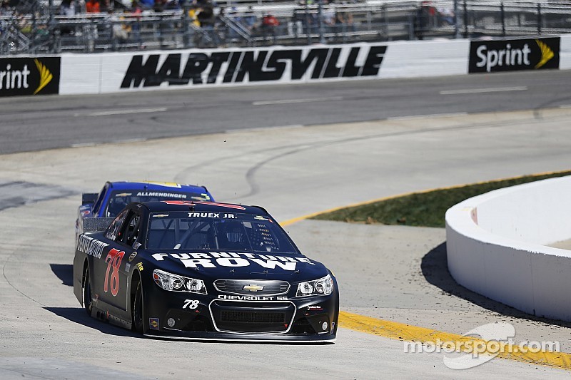 Truex, el más rápido en Texas
