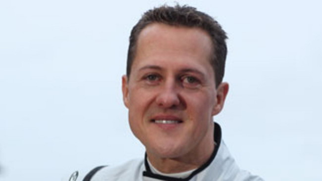 F1: Schumi potrebbe correre anche dopo il 2012
