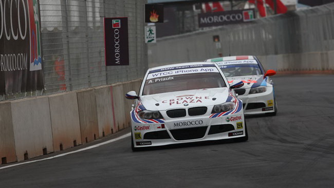A Priaulx bastano due giri per la vittoria