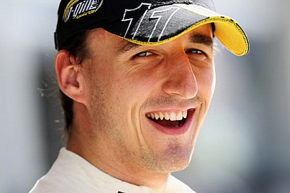 Kubica resta con la Renault fino al 2012