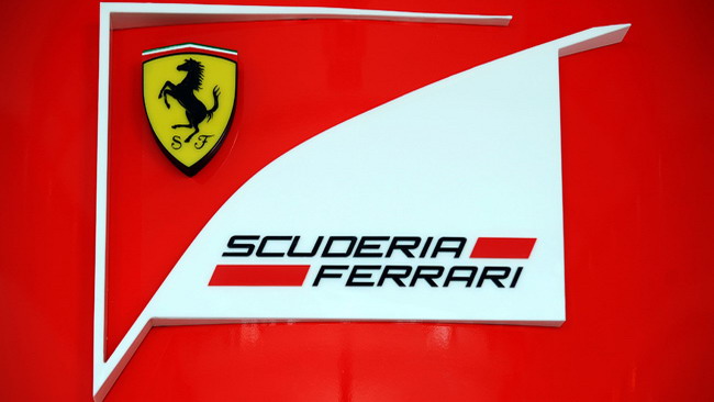 Ecco il nuovo logo della Ferrari!