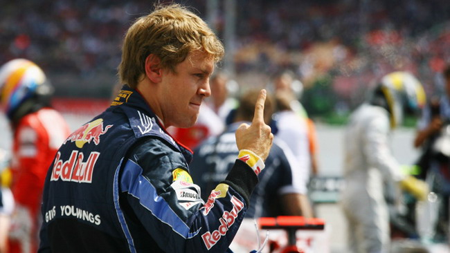 Vettel si gode la prima pole casalinga