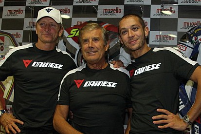 Agostini, Rossi e Schwantz accendono il Mugello