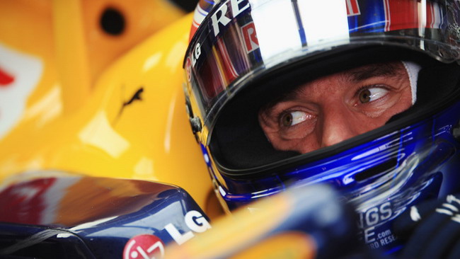 Un surriscaldamento del motore ha rallentato Webber