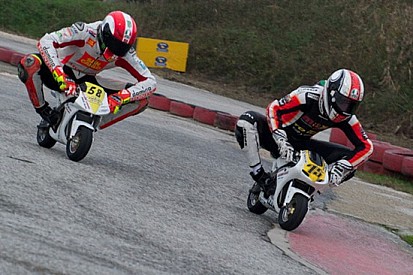 Le stelle del mondiale in minimoto per beneficenza